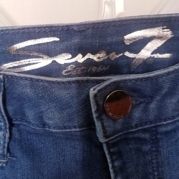 Seven7 Limited Edition Weekend Fray Hem Shorts - Picture 2 of 8